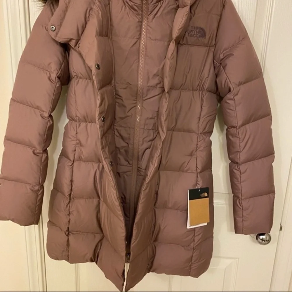 The North Face Women's New Dealio Down Parka in Twilight Mauve Size S